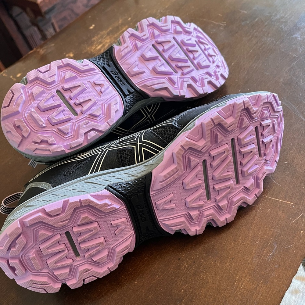 ASICS Gel-Venture Women's Shoes - Black and Gray - Picture 4 of 6
